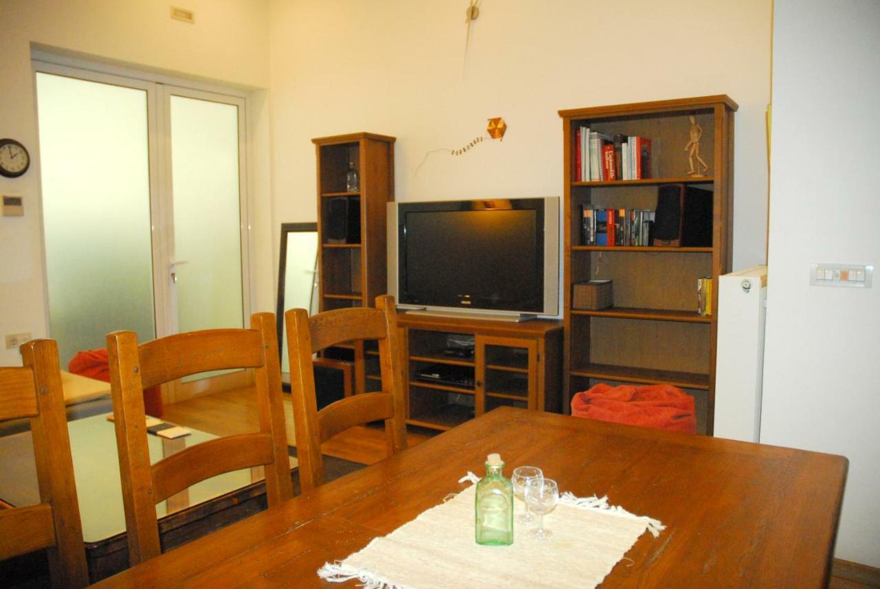 Ferienwohnung Luxurious Loft With Jacuzzi Iraklio Exterior foto