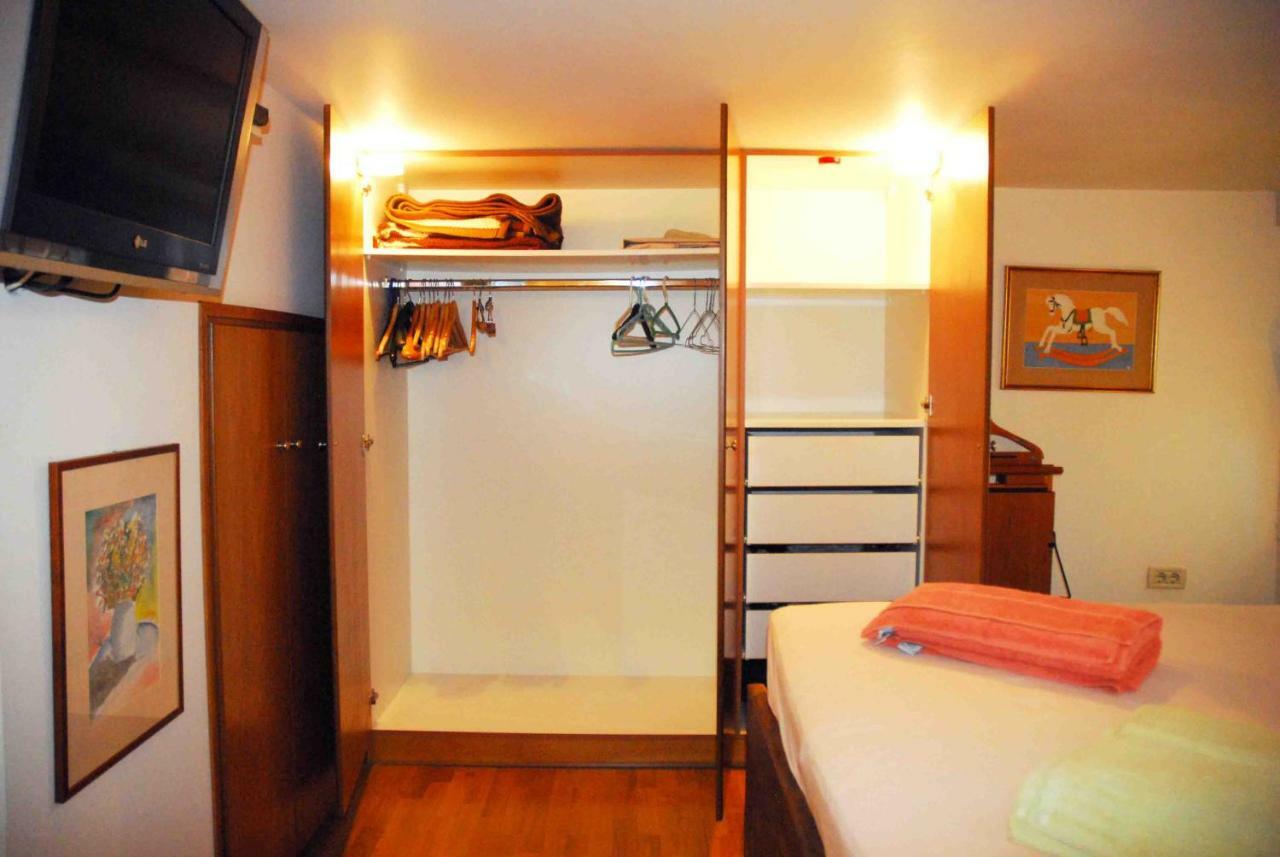 Ferienwohnung Luxurious Loft With Jacuzzi Iraklio Exterior foto